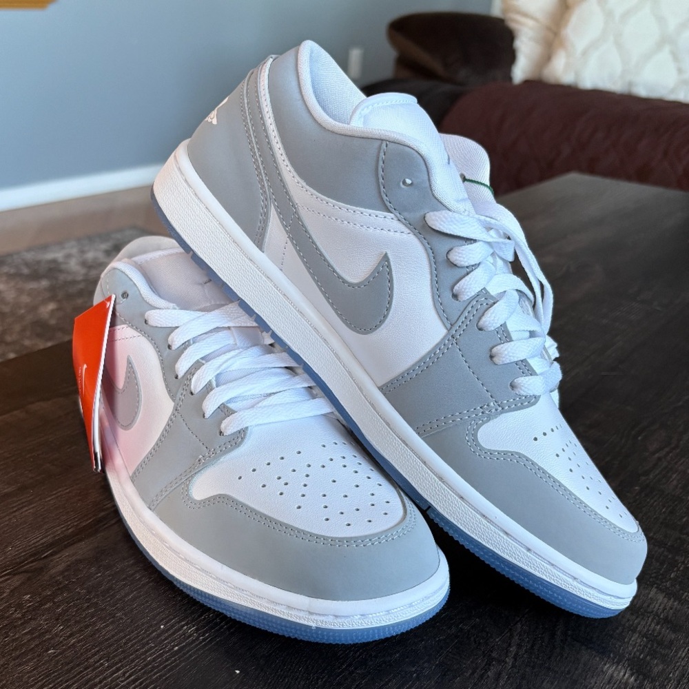 Women’s Jordan 1 Low size 10 brand new